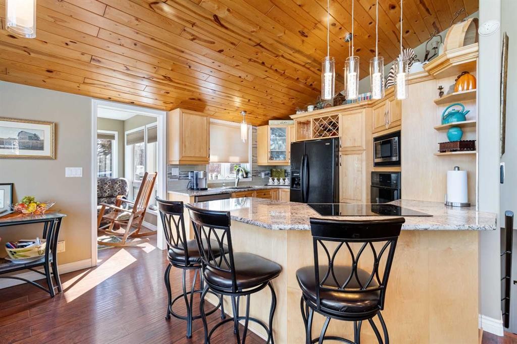 









25054


South Pine Lake

Road, 113,
Rural Red Deer County,




AB
T0M 1R0


