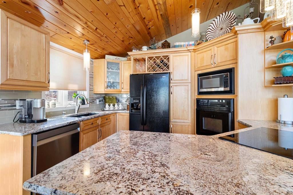 









25054


South Pine Lake

Road, 113,
Rural Red Deer County,




AB
T0M 1R0


