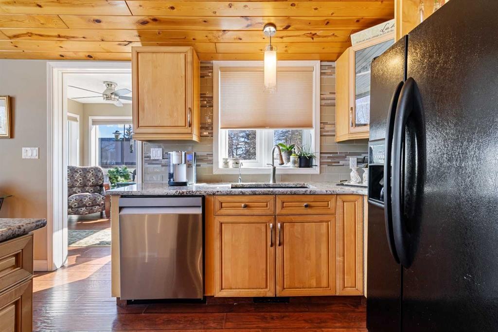 









25054


South Pine Lake

Road, 113,
Rural Red Deer County,




AB
T0M 1R0

