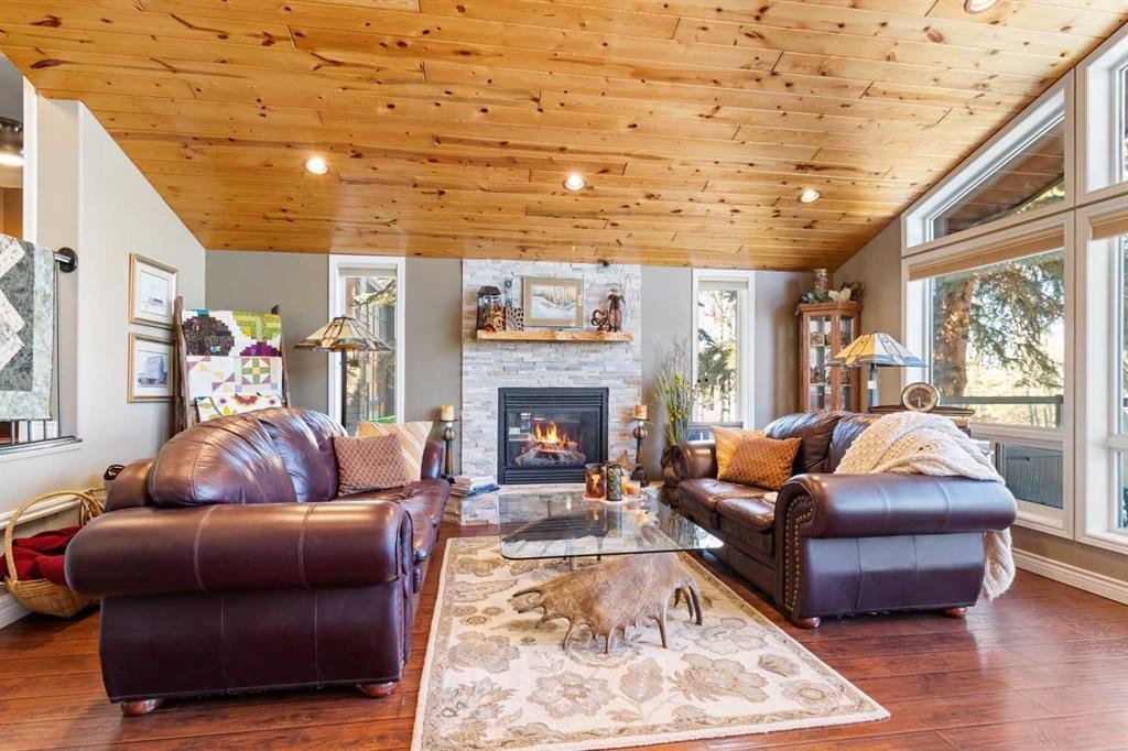 









25054


South Pine Lake

Road, 113,
Rural Red Deer County,




AB
T0M 1R0

