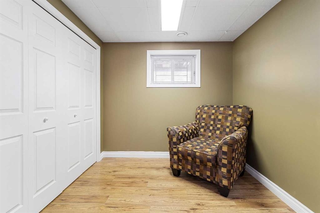 









25054


South Pine Lake

Road, 113,
Rural Red Deer County,




AB
T0M 1R0

