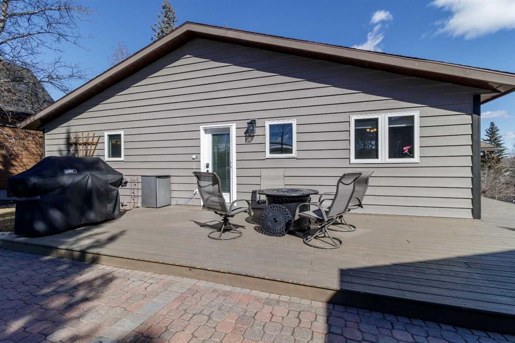 









25054


South Pine Lake

Road, 113,
Rural Red Deer County,




AB
T0M 1R0

