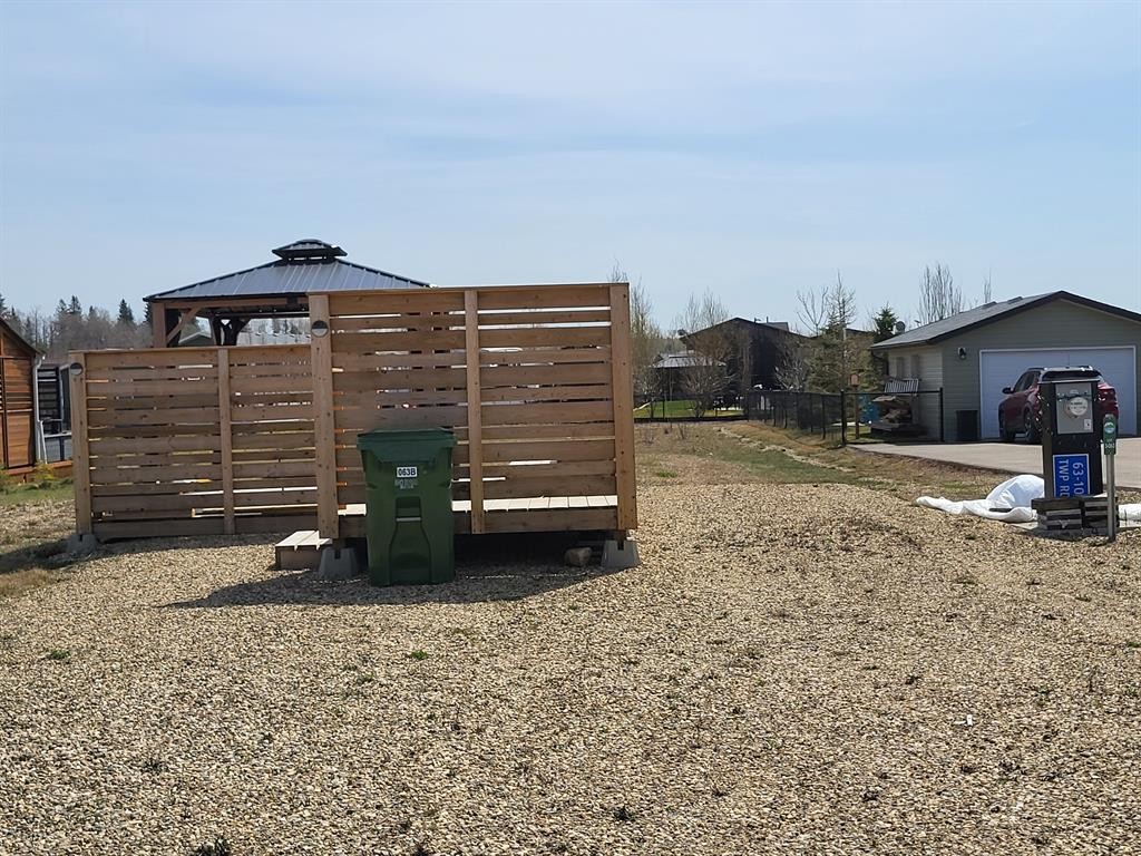 









10032


Township Road 422

, 63B,
Rural Ponoka County,




AB
T4J1V9

