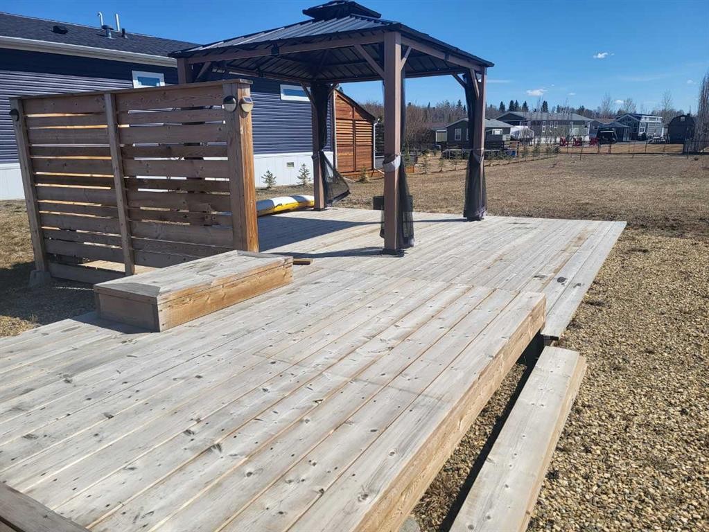 









10032


Township Road 422

, 63B,
Rural Ponoka County,




AB
T4J1V9

