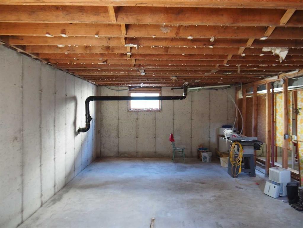 









Oliver


Avenue

, 66,
Gull Lake,




AB
T0C 0J0

