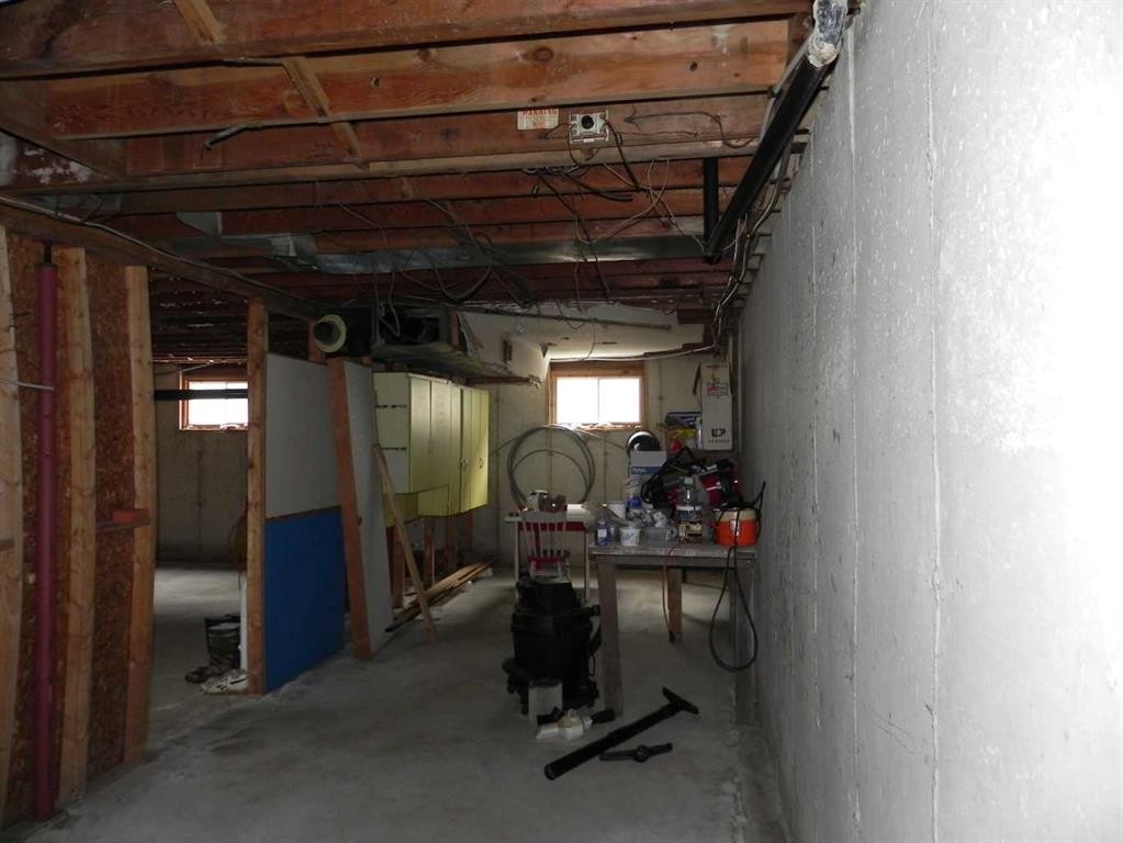 









Oliver


Avenue

, 66,
Gull Lake,




AB
T0C 0J0

