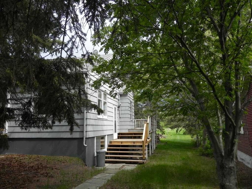









Oliver


Avenue

, 66,
Gull Lake,




AB
T0C 0J0

