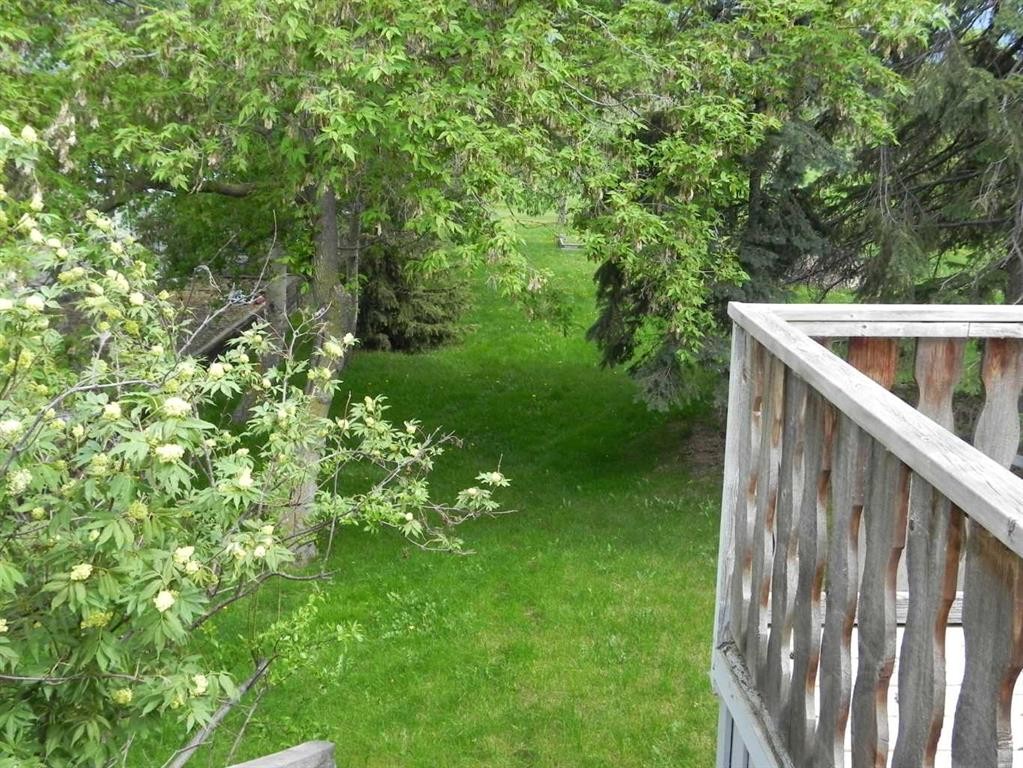 









Oliver


Avenue

, 66,
Gull Lake,




AB
T0C 0J0

