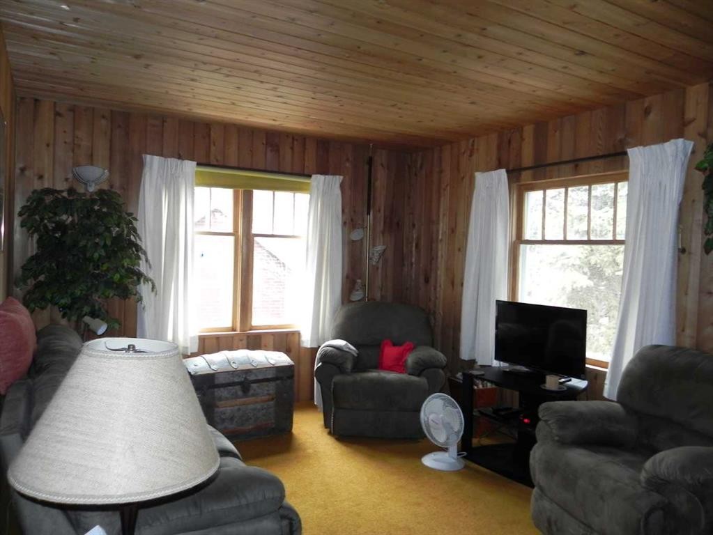 









Oliver


Avenue

, 66,
Gull Lake,




AB
T0C 0J0

