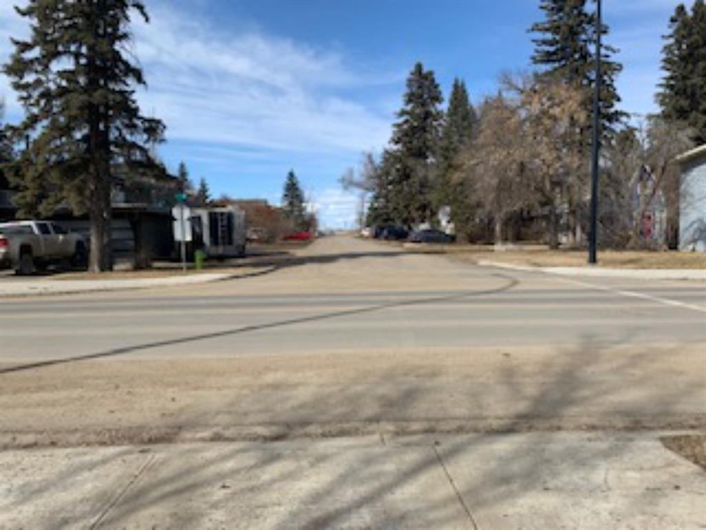 









3343


50

Avenue,
Sylvan Lake,







AB
T4S 1B1

