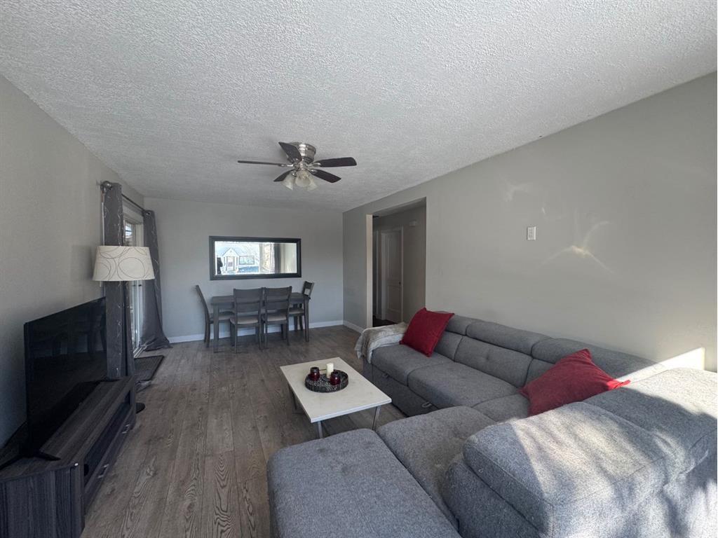 









5214


45

Street,
Camrose,




AB
T4V 1E9

