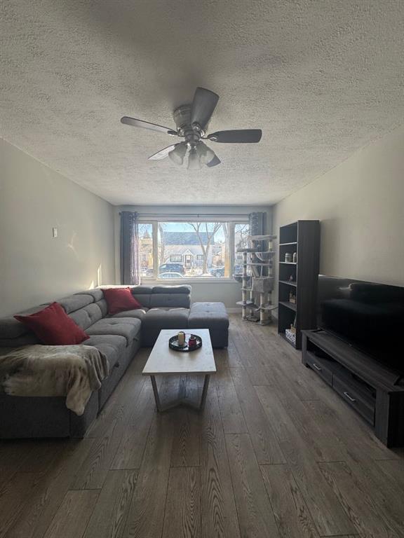 









5214


45

Street,
Camrose,




AB
T4V 1E9

