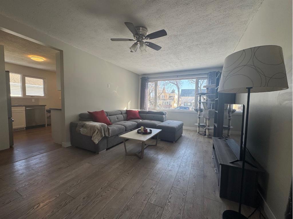 









5214


45

Street,
Camrose,




AB
T4V 1E9


