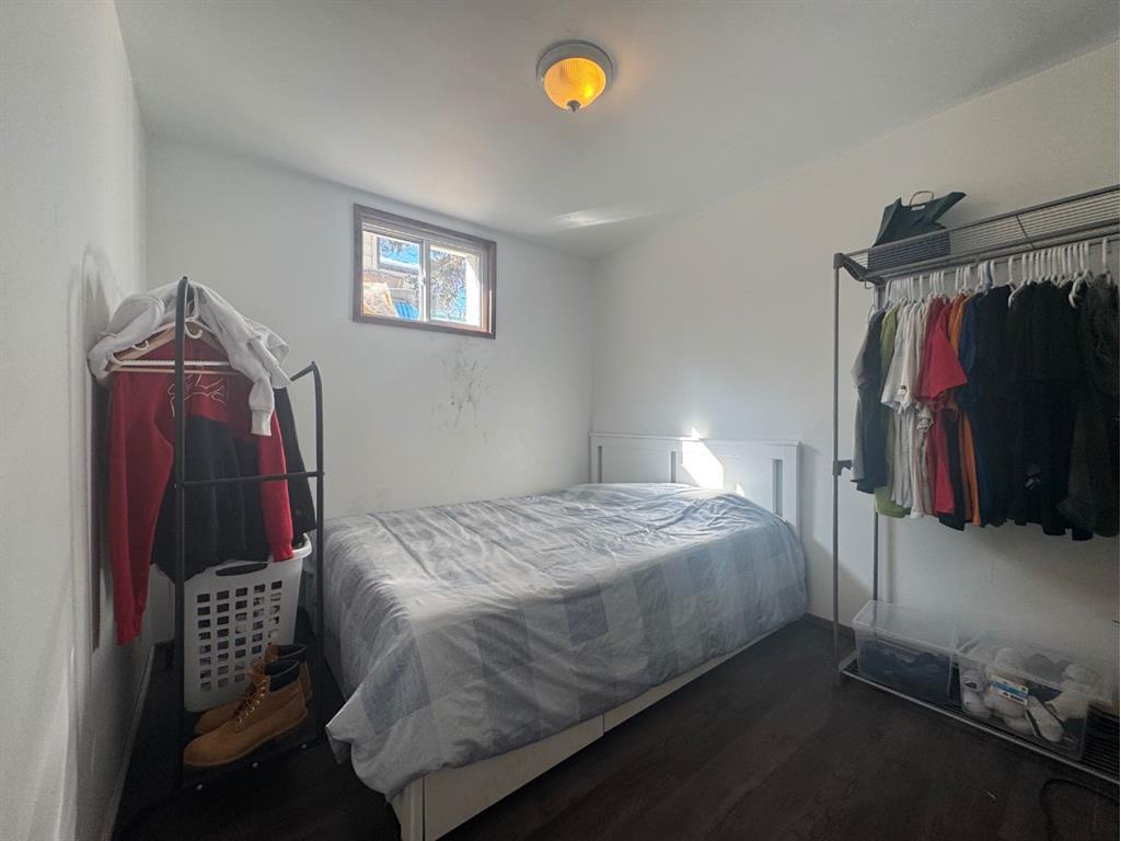 









5214


45

Street,
Camrose,




AB
T4V 1E9

