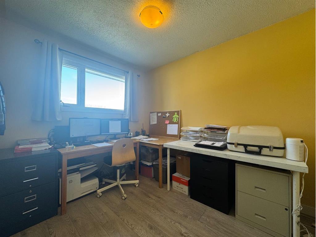 









5214


45

Street,
Camrose,




AB
T4V 1E9

