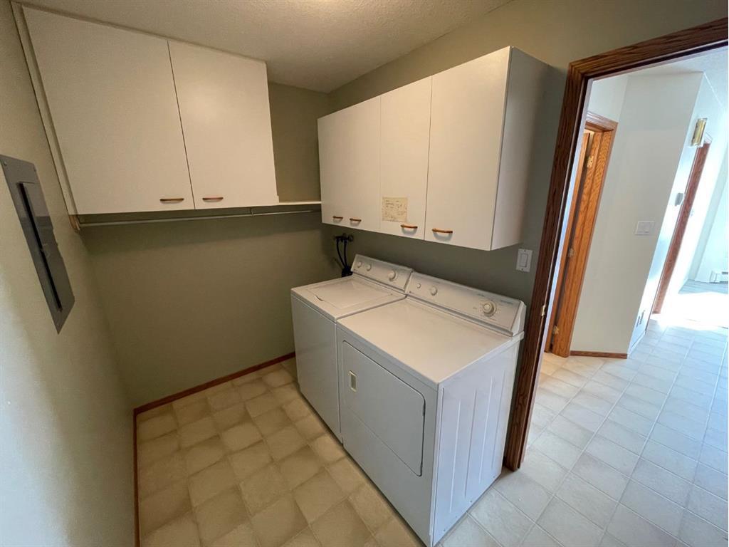 









4821


54

Street, A,
Camrose,




AB
T4V 2A3

