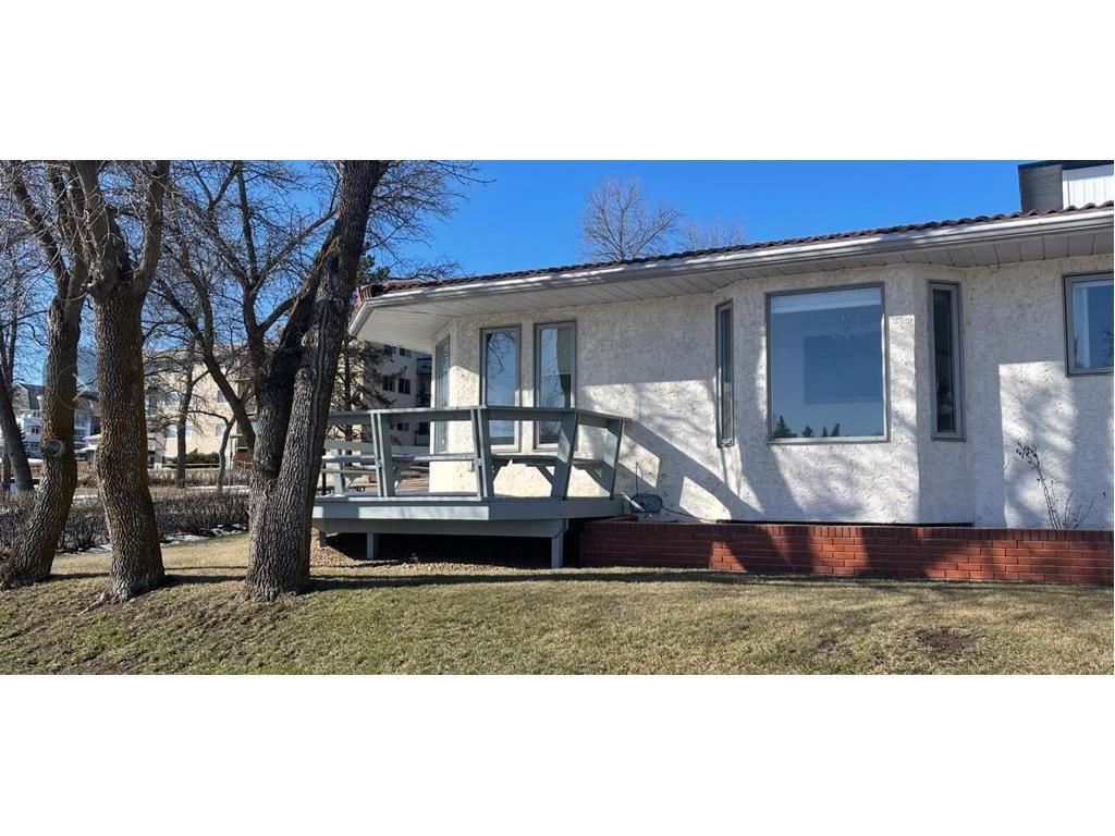 









4821


54

Street, A,
Camrose,




AB
T4V 2A3

