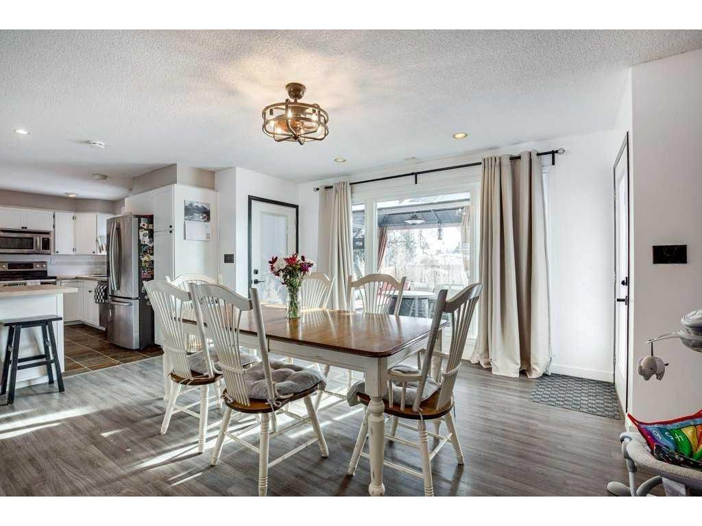 









23


Martin

Close,
Red Deer,




AB
T4N 0G9

