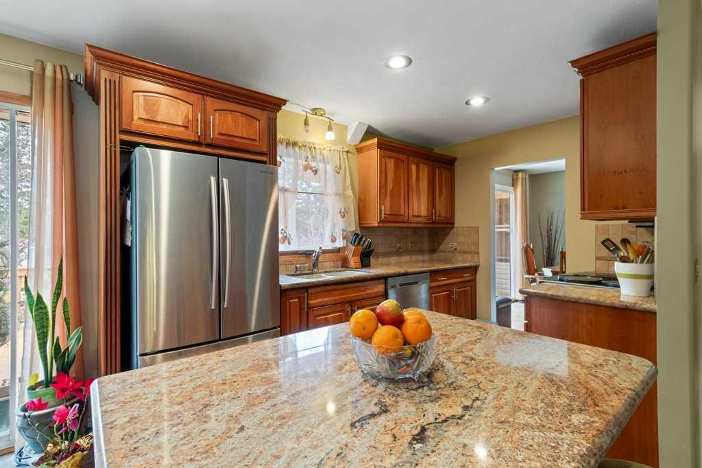 









14-39026


RR 275

,
Linn Valley,




AB
T4S 2A9


