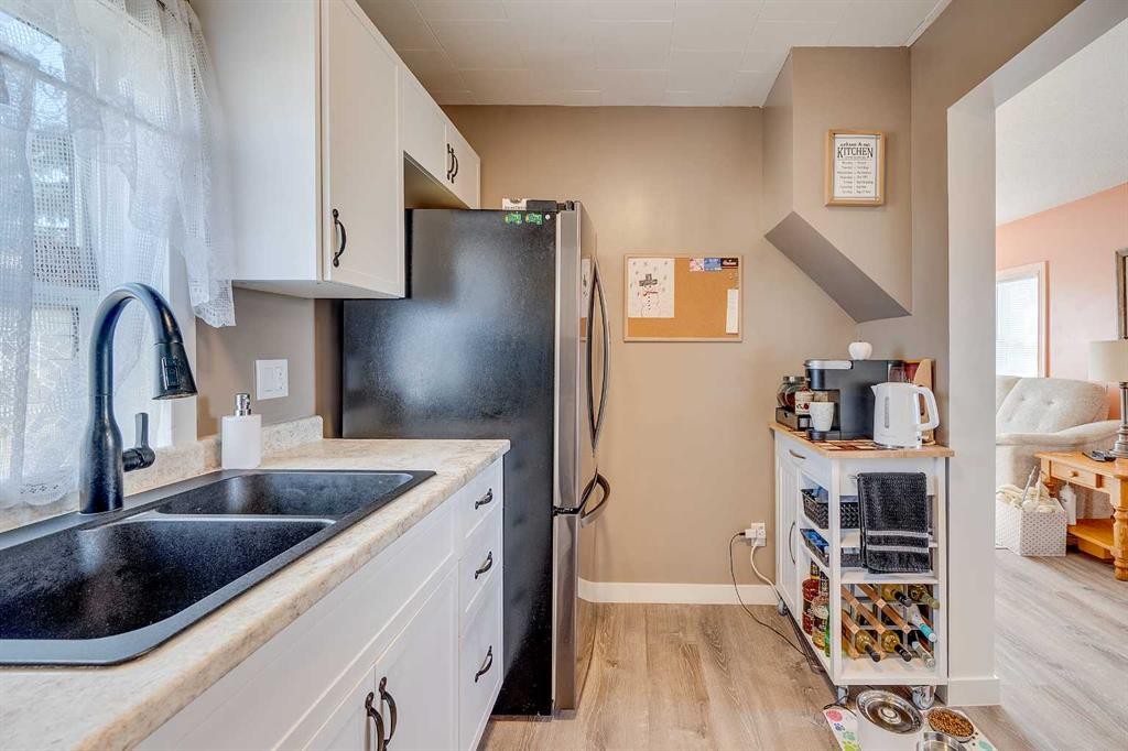 









2026


26

Avenue,
Delburne,




AB
T0M 0V0


