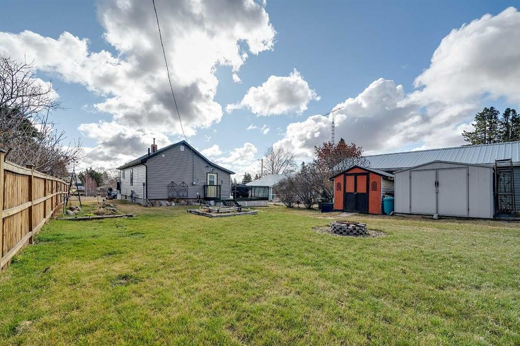 









2026


26

Avenue,
Delburne,




AB
T0M 0V0

