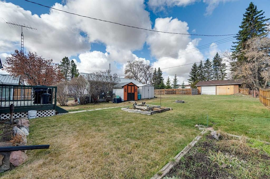 









2026


26

Avenue,
Delburne,




AB
T0M 0V0

