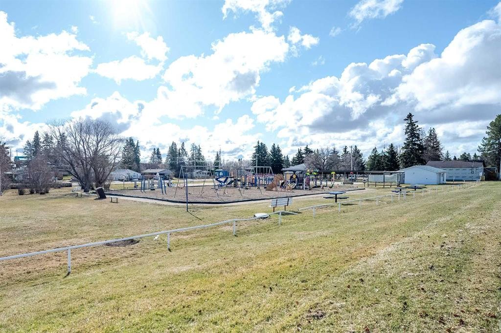 









2026


26

Avenue,
Delburne,




AB
T0M 0V0

