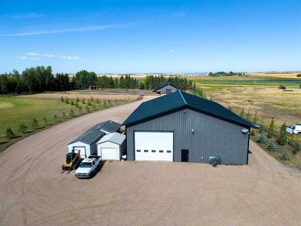 












43532 Range Road 114

,
Rural Flagstaff County,




AB
T0B 2V0

