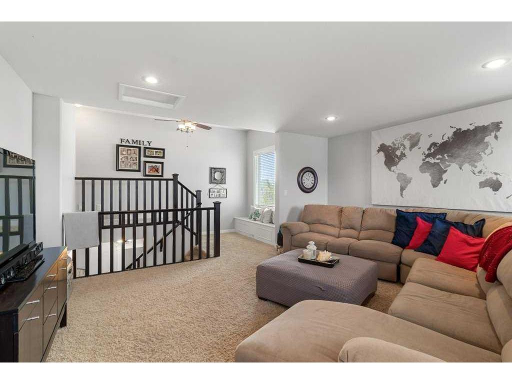 









28


Vig

Place,
Red Deer,




AB
T4R 0E8

