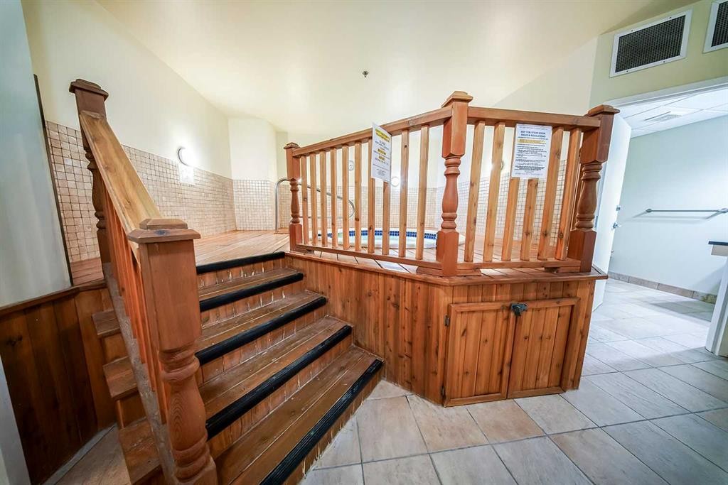









5040


53

Street, 207,
Sylvan Lake,




AB
T4S 0A1

