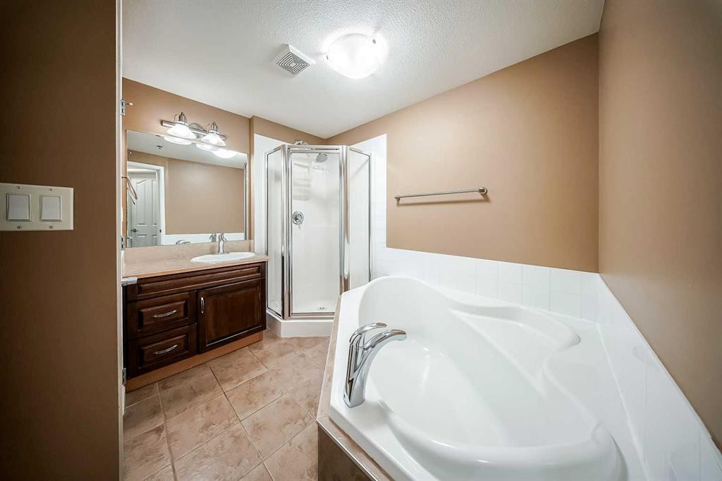 









5040


53

Street, 207,
Sylvan Lake,




AB
T4S 0A1

