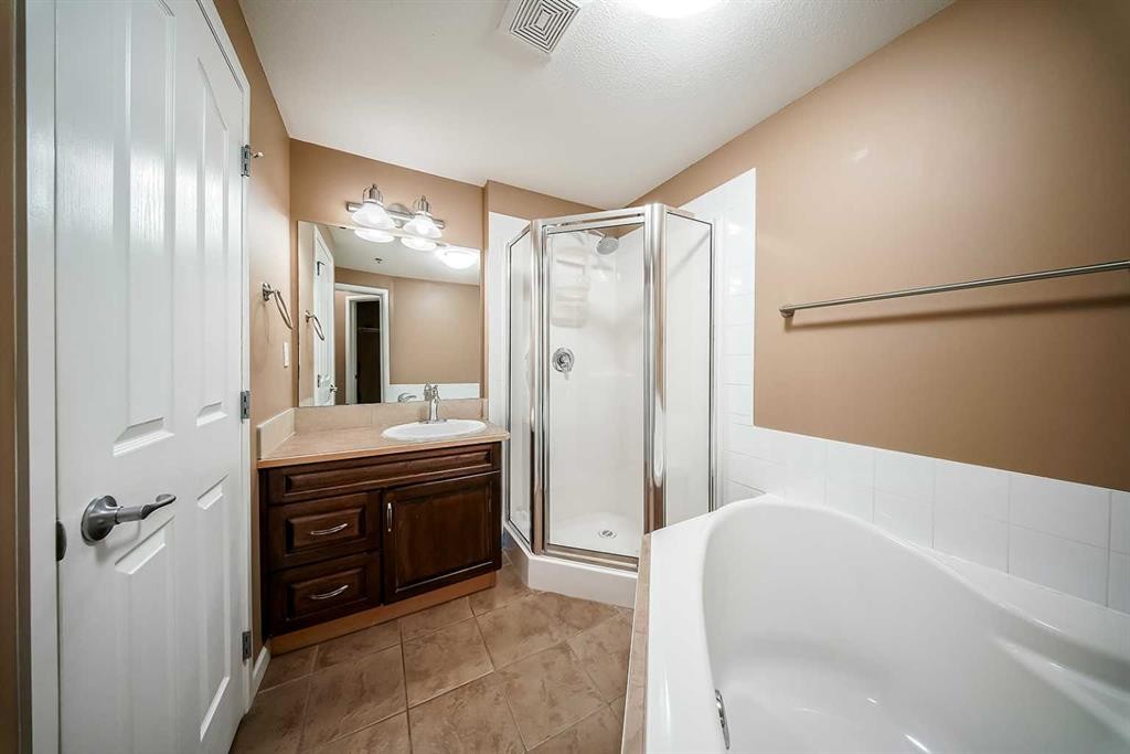 









5040


53

Street, 207,
Sylvan Lake,




AB
T4S 0A1

