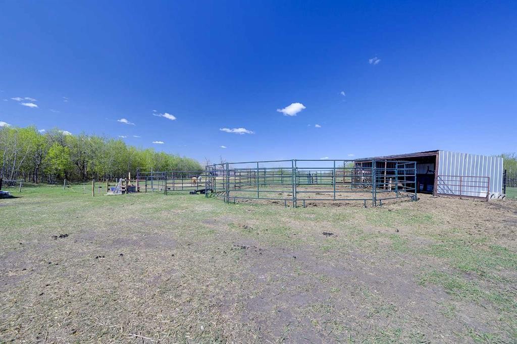 









37559


RR224

,
Rural Red Deer County,




AB
T0M0V0

