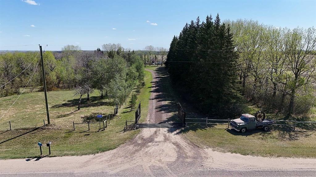 









37559


RR224

,
Rural Red Deer County,




AB
T0M0V0

