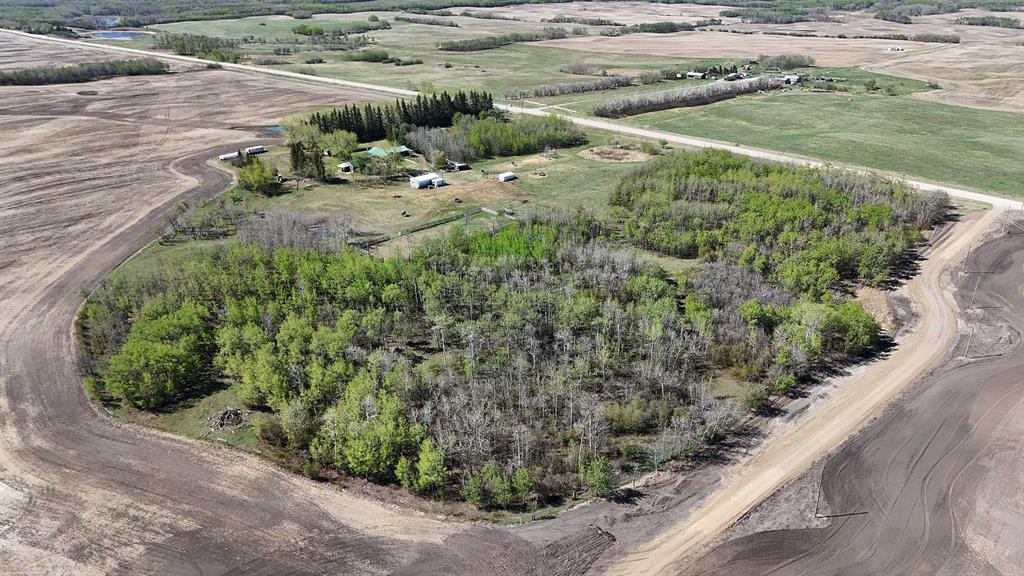 









37559


RR224

,
Rural Red Deer County,




AB
T0M0V0

