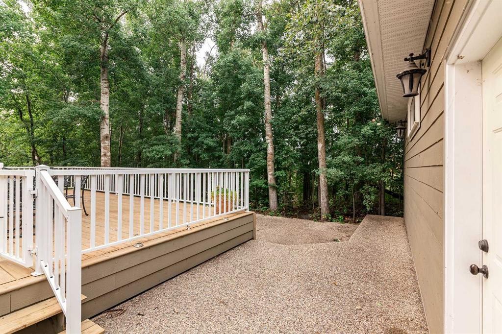 









244


Canal

Street,
Rural Ponoka County,




AB
T4L2N3

