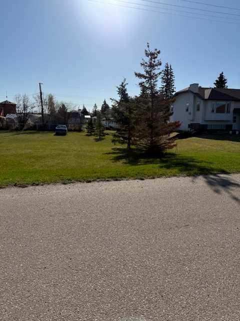 









1927


27th Ave

,
Delburne,







AB
T0M 0V0

