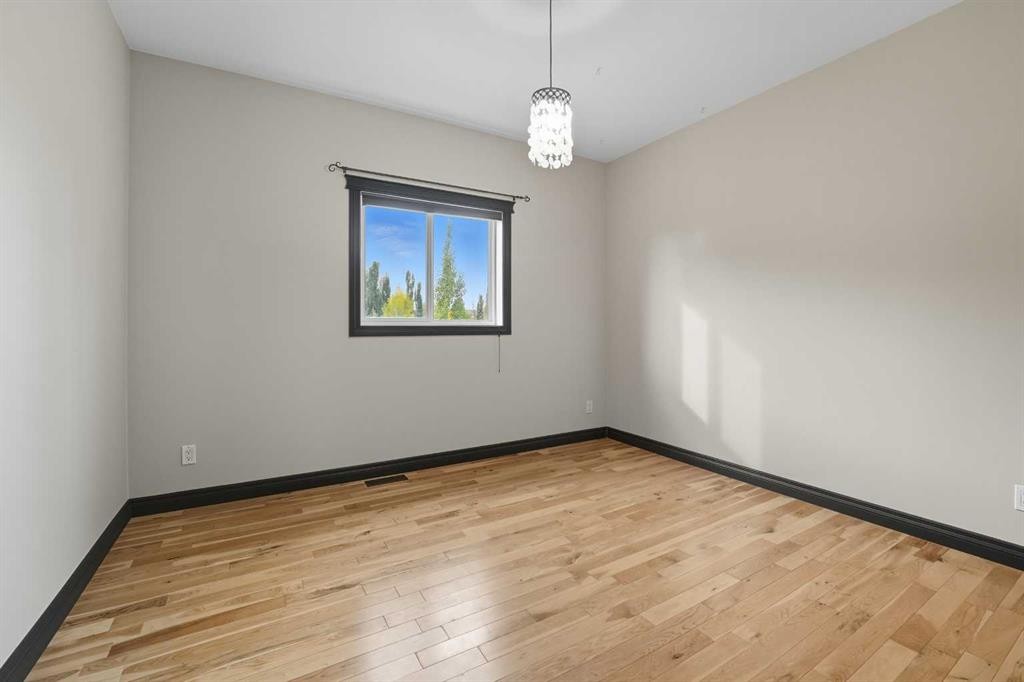 









5


Hodgstreet

Place,
Sylvan Lake,




AB
T4S0C5

