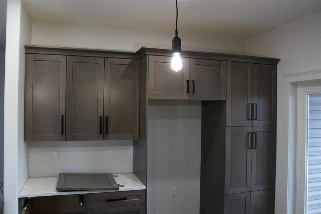 









114


Alberta

Street,
Kingman,




AB
T0B2M0

