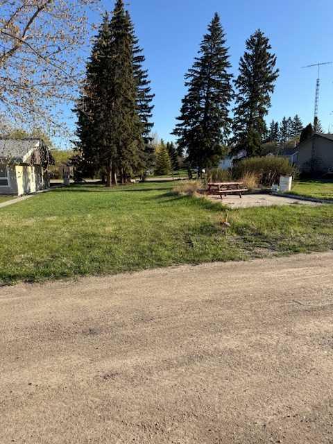 









519


4th

Avenue,
Elnora,







AB
T0M 0Y0


