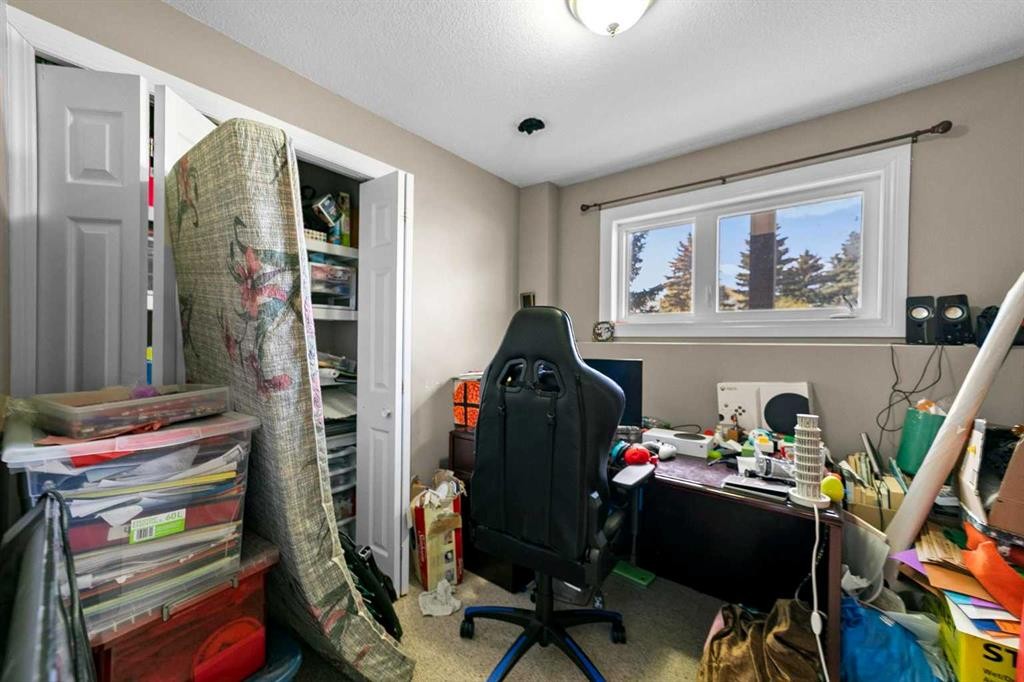 









5419


53

Street,
Camrose,




AB
T4V4N6

