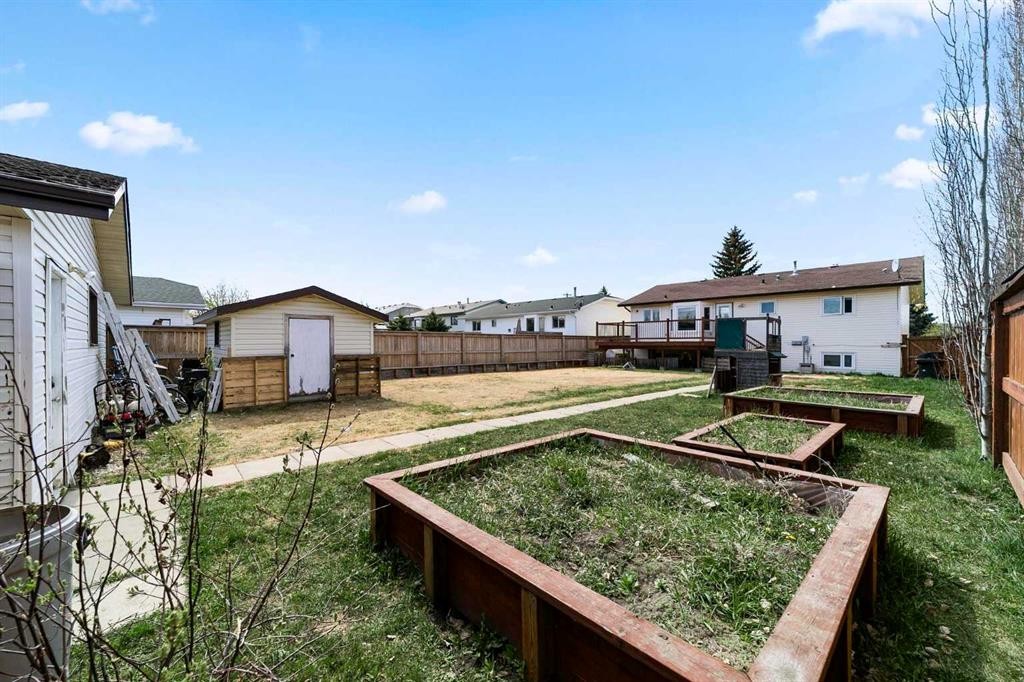 









5419


53

Street,
Camrose,




AB
T4V4N6

