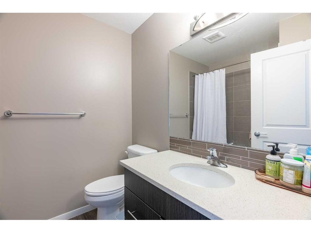 









711


Beacon Hill Drive

Drive, 14,
Fort McMurray,




AB
T9H3R5

