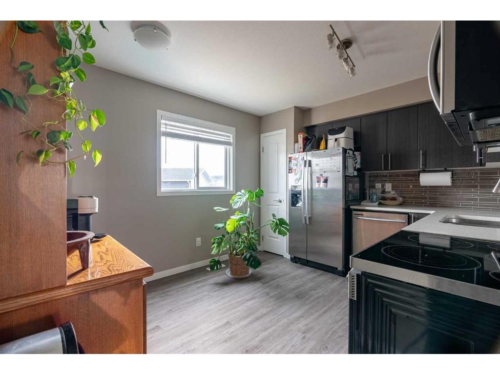 









711


Beacon Hill Drive

Drive, 14,
Fort McMurray,




AB
T9H3R5


