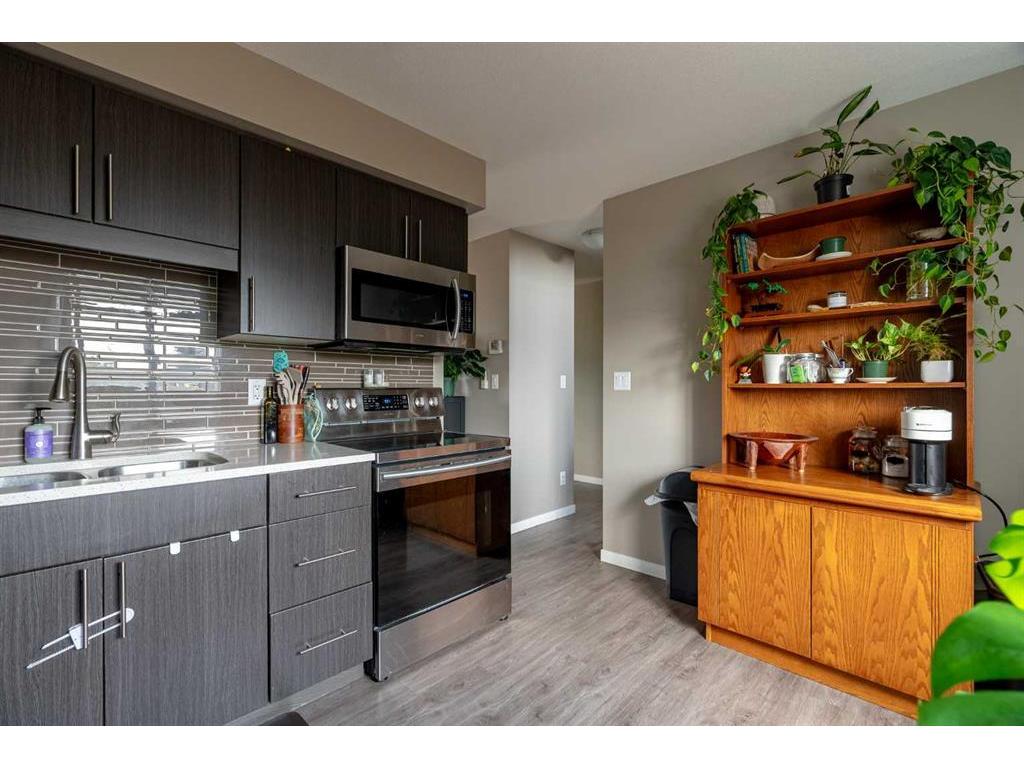 









711


Beacon Hill Drive

Drive, 14,
Fort McMurray,




AB
T9H3R5

