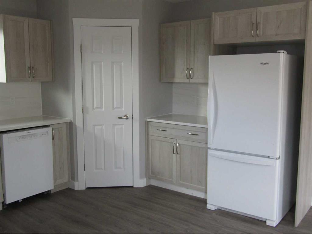 









4625


52

Avenue,
Rimbey,




AB
T0C 2J0

