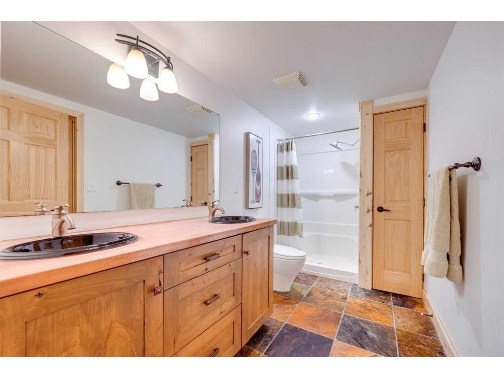 









276


Canal

Street,
Rural Ponoka County,




AB
T0C 2J0

