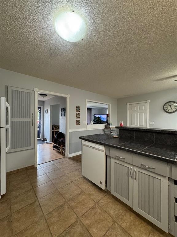 









5210


Waghorn

,
Blackfalds,




AB
T0M0J0


