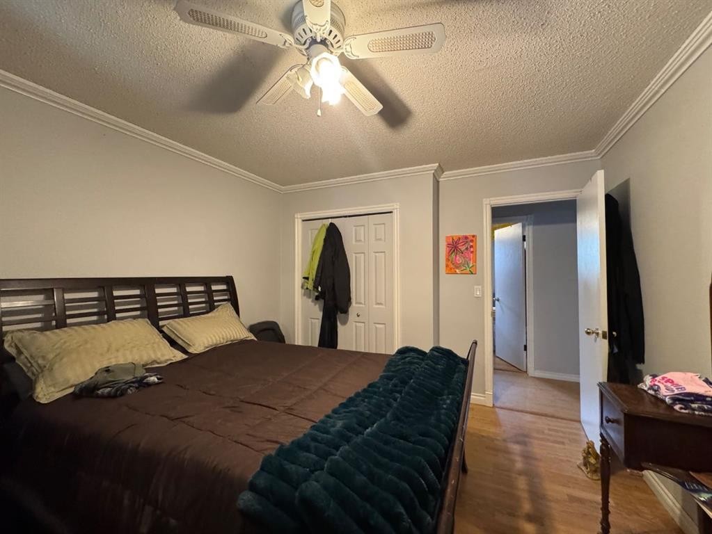 









5210


Waghorn

,
Blackfalds,




AB
T0M0J0

