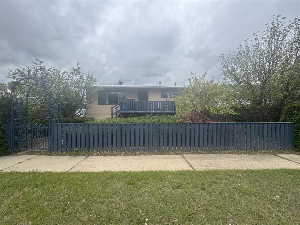 









5210


Waghorn

,
Blackfalds,




AB
T0M0J0

